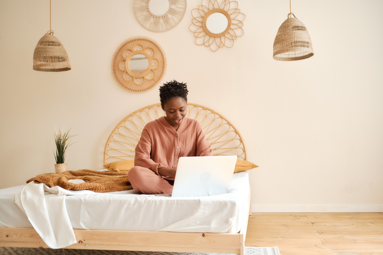 Un espace détente dans une chambre